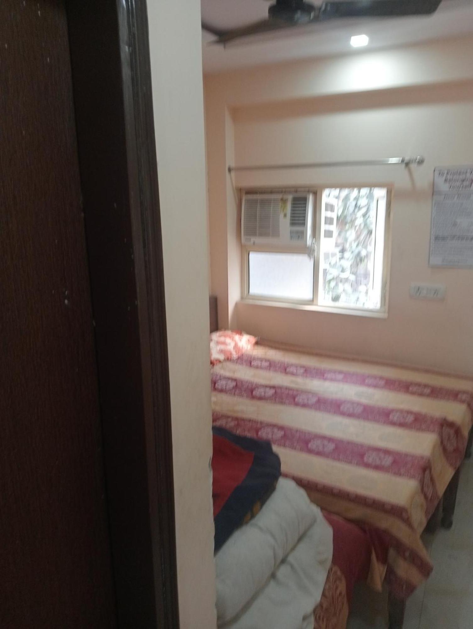 Ever Green Guest House Travel & Pg New Delhi Exteriör bild